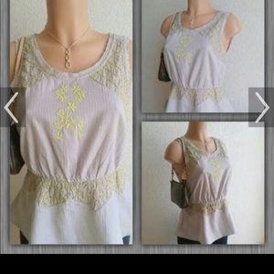 Anthropologie HD in Paris embroidered top size 00